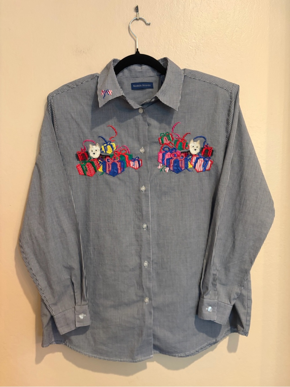 Karen Scott Black & White Gingham Holiday Scottie & Packages Button Up Shirt